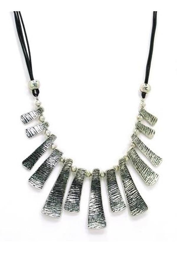 Silver Tone Brushed Plate Necklace (198096650263)